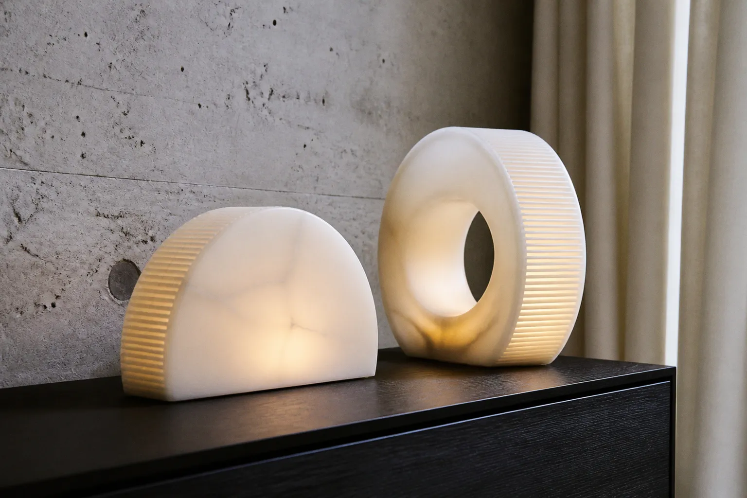 Inteligentne oświetlenie Lutron w designerskich lampach rzeźbiarskich Ted Bradley Studio