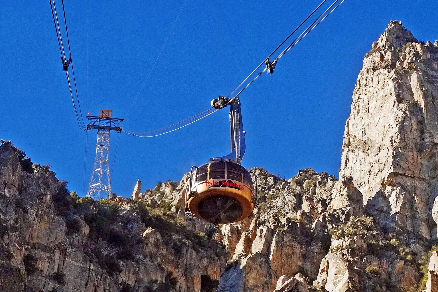 Kolej linowa Palm Springs Aerial Tramway: gdzie kupić bilety i uniknąć kolejek