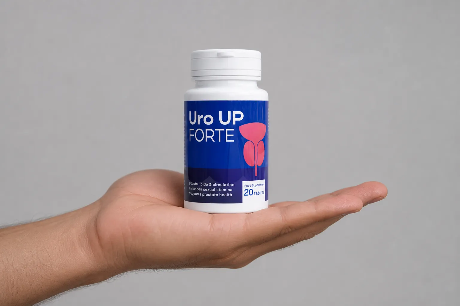 Uro Up Forte — opakowanie w dłoni