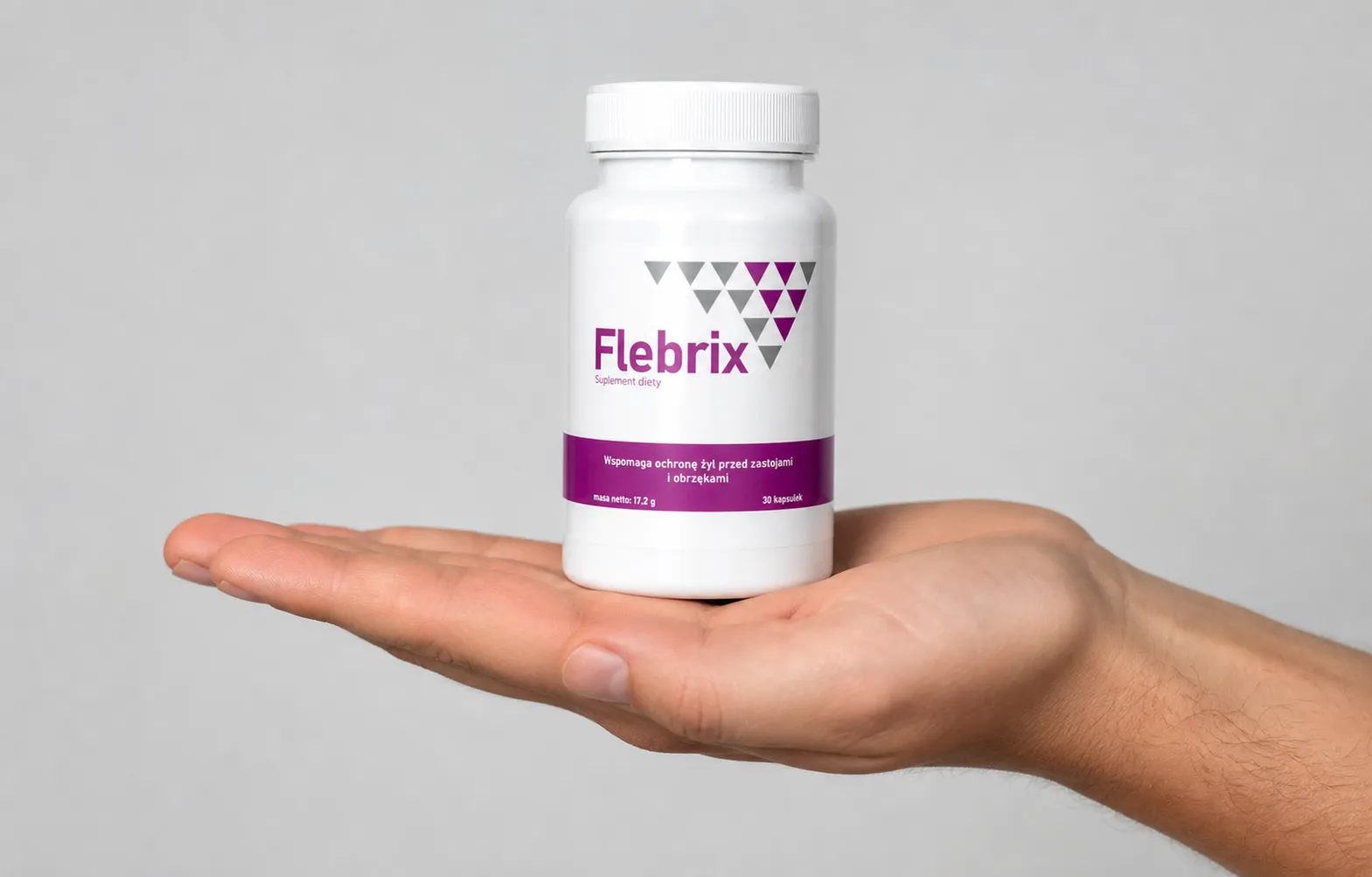Flebrix — opakowanie w dłoni