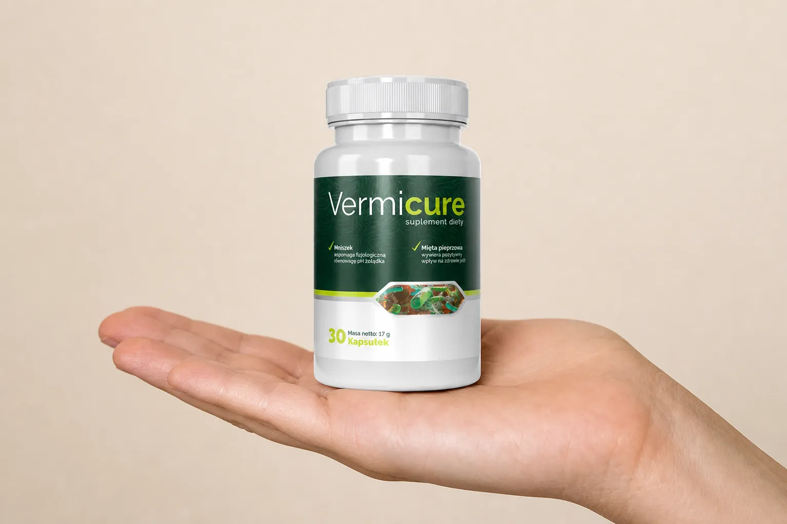 Vermicure — opakowanie w dłoni